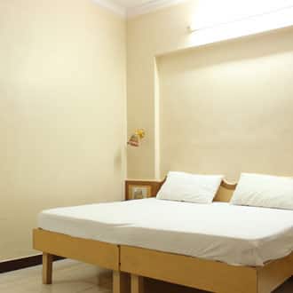 Saigal Guest House, Mumbai 2